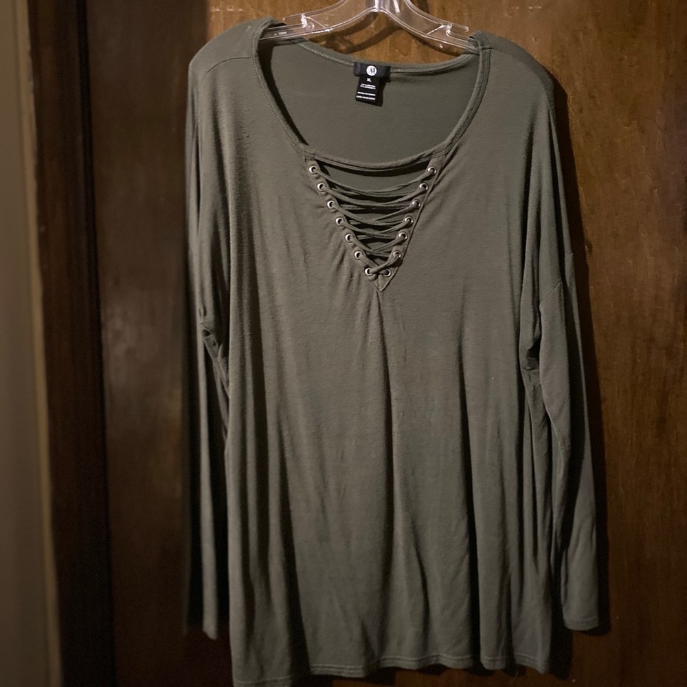 A&I army green long sleeve